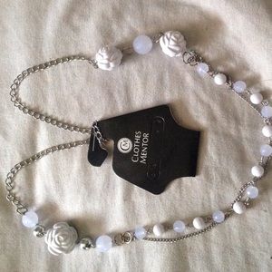 Clothes Montor rose Necklace